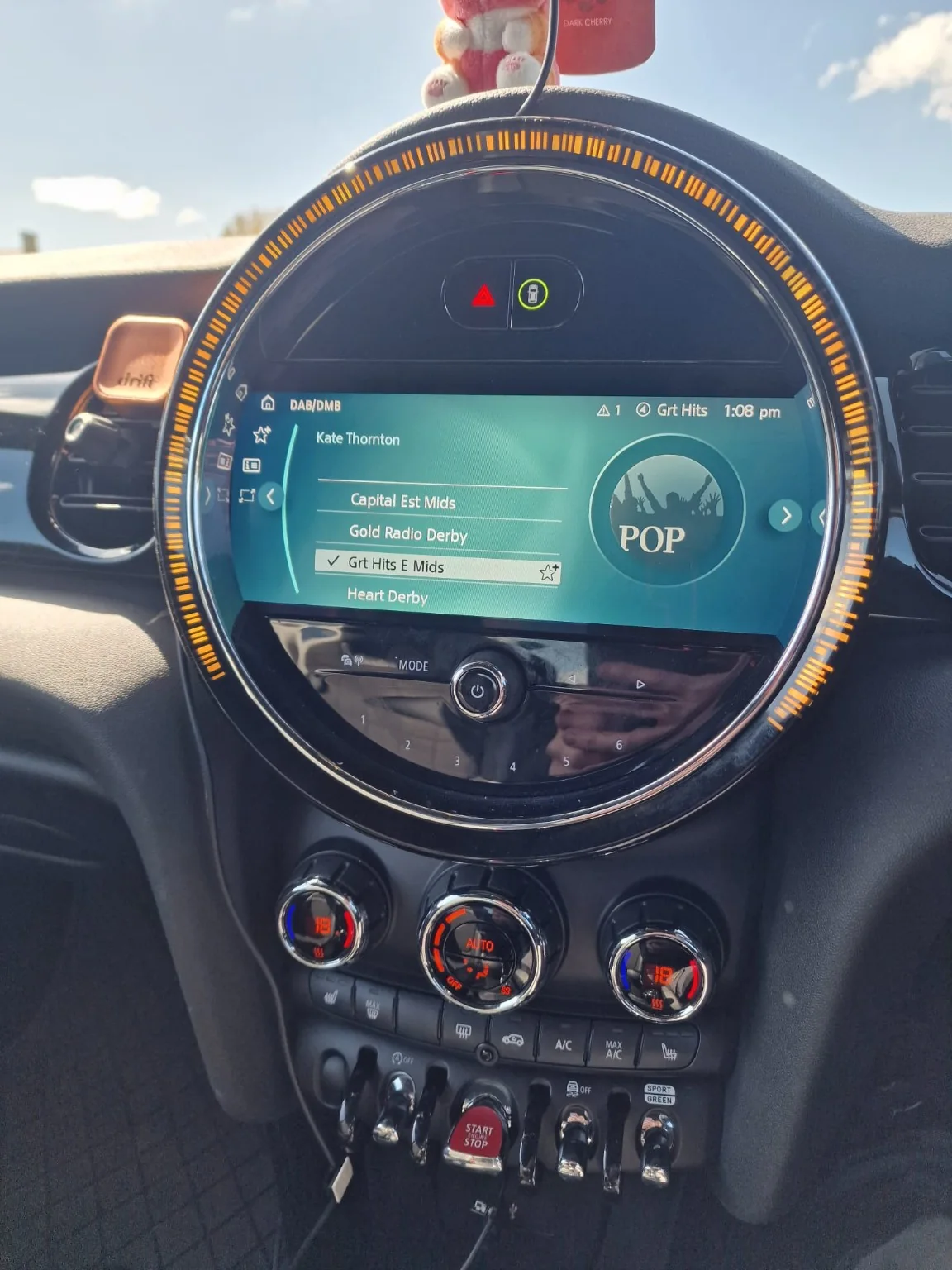 MINI – Reverse Camera Integration completed by Pro Locks UK